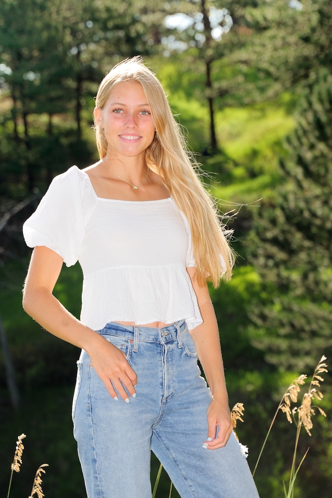 Holy Family Senior Portraits in the Morning Light – Kiefel Photography ...